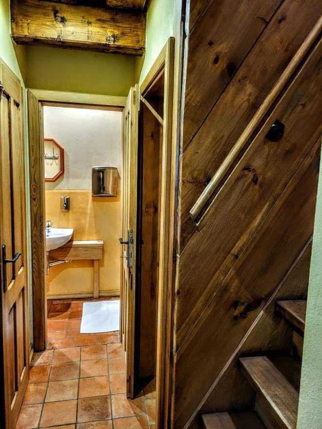 Apartmany Cerveny Dvur Chvalšiny Exterior foto